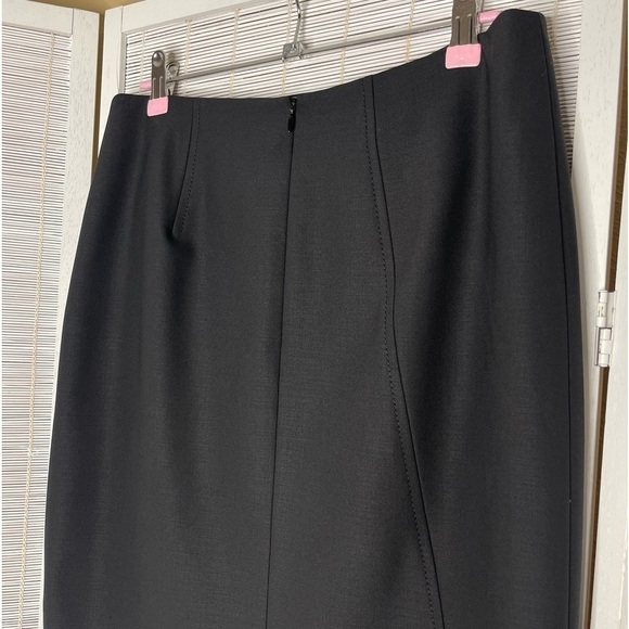 Akris Punto Charcoal Black Asymmetrical Seam Skirt Size 6 - Picture 4 of 6